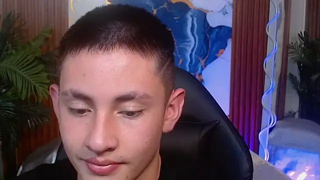 Snapshot of Andres_Tay chatting on 05/02/26, 02:38 Andres Tay online show from 05/02/26, 02:38