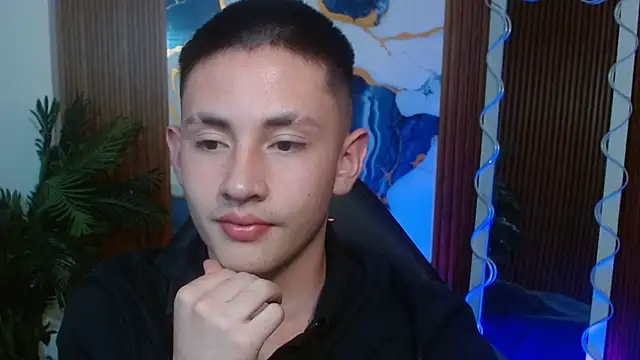 Snapshot of Andres_Tay chatting on 05/10/26, 02:39 Andres Tay online show from 05/10/26, 02:39