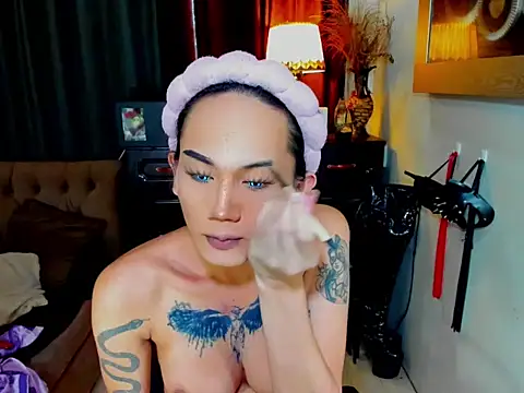 Snapshot of lubottarah chatting on 05/11/26, 01:11 lubottarah online show from 05/11/26, 01:11