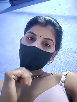 Snapshot of RUHI_1143 chatting on 05/30/26, 06:49 RUHI 1143 online show from 05/30/26, 06:49