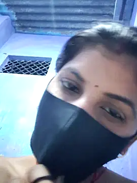 Snapshot of RUHI_1143 chatting on 06/19/26, 05:28 RUHI 1143 online show from 06/19/26, 05:28