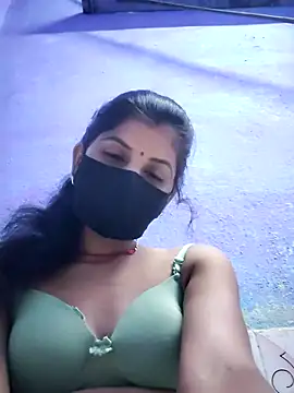 Snapshot of RUHI_1143 chatting on 06/21/26, 05:59 RUHI 1143 online show from 06/21/26, 05:59