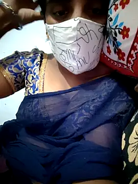 Snapshot of Tamil_Hot_HoneyBee chatting on 05/11/26, 02:56 Tamil Hot HoneyBee online show from 05/11/26, 02:56