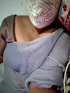 Tamil Hot HoneyBee online show from 05/26/26, 06:31