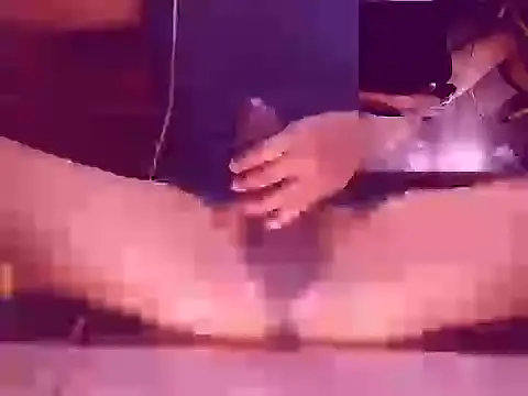 Snapshot of EnjoyMex69 chatting on 03/25/26, 05:02 EnjoyMex69 online show from 03/25/26, 05:02