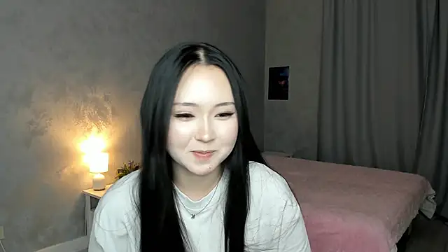 Snapshot of TeshaHeinsohn chatting on 04/25/26, 01:41 TeshaHeinsohn online show from 04/25/26, 01:41