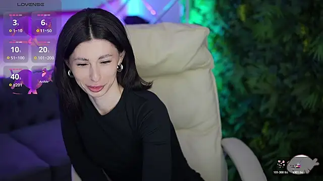 Snapshot of AfinaMonro chatting on 04/24/26, 11:34 AfinaMonro online show from 04/24/26, 11:34