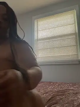 Snapshot of richierichelle chatting on 04/24/26, 11:56 richierichelle online show from 04/24/26, 11:56