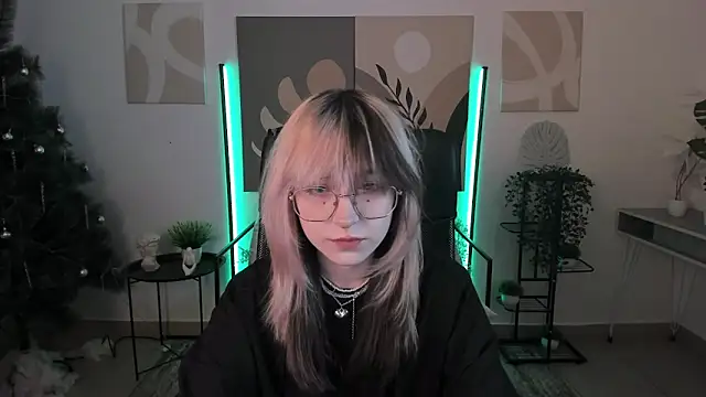 NyxCalderra online show from 05/07/26, 04:40
