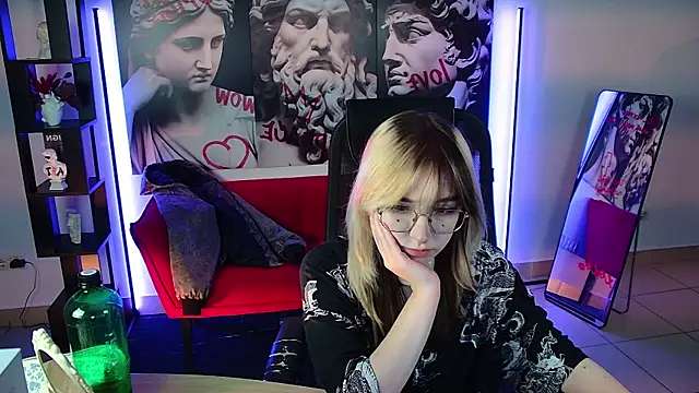 NyxCalderra online show from 06/08/26, 07:25