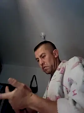 Snapshot of monitolechero chatting on 04/24/26, 01:02 monitolechero online show from 04/24/26, 01:02