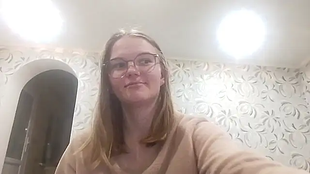 Snapshot of RottedDam chatting on 04/24/26, 10:12 RottedDam online show from 04/24/26, 10:12