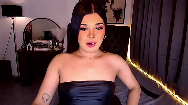 Snapshot of Empress_Candice chatting on 05/18/26, 11:49 Empress Candice online show from 05/18/26, 11:49