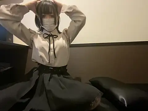 Snapshot of MaNaKa_55 chatting on 04/27/26, 12:03 MaNaKa 55 online show from 04/27/26, 12:03