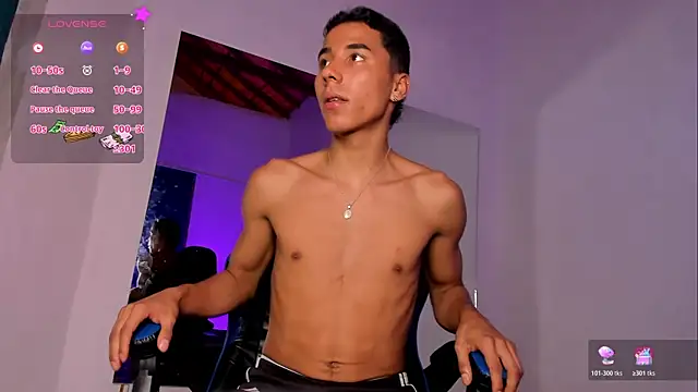 ThiagoSexy005 online show from 07/01/26, 12:45
