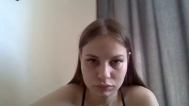  Linsyy ee  online show from 05/24/26, 10:53