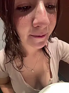 Snapshot of AmyPalacioss chatting on 04/26/26, 03:32 AmyPalacioss online show from 04/26/26, 03:32