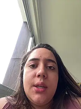 Snapshot of violettmonroe2 chatting on 04/25/26, 07:11 violettmonroe2 online show from 04/25/26, 07:11