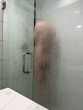 Snapshot of boysweet25 chatting on 04/25/26, 05:10 boysweet25 online show from 04/25/26, 05:10