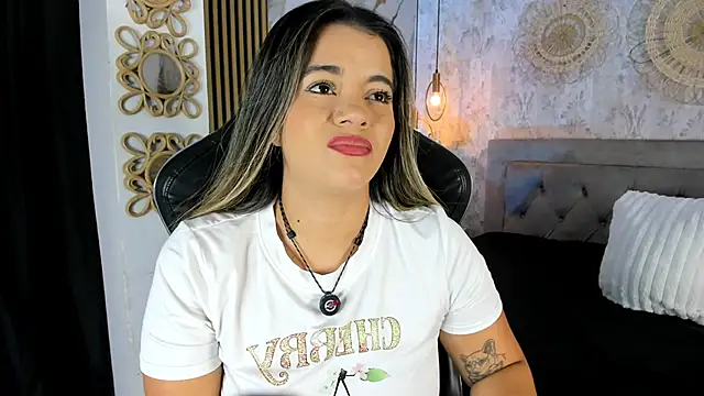 Leidy 2026 online show from 06/19/26, 01:04