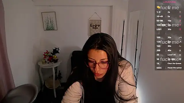 Snapshot of Valeri_bj chatting on 06/01/26, 08:32 Valeri bj online show from 06/01/26, 08:32