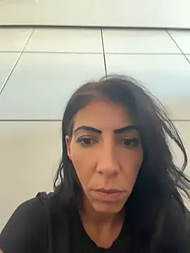 Yasmiinee online show from 06/16/26, 12:19
