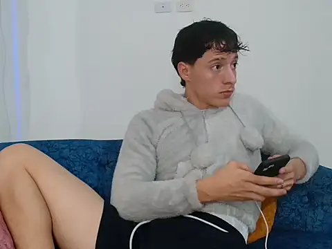 Snapshot of TheGhostMaster chatting on 04/25/26, 01:52 TheGhostMaster online show from 04/25/26, 01:52