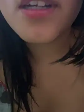 Snapshot of nahs44 chatting on 07/19/26, 10:24 nahs44 online show from 07/19/26, 10:24