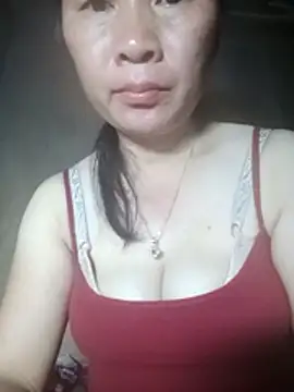 Snapshot of Lella_01 chatting on 06/11/26, 12:32 Lella 01 online show from 06/11/26, 12:32