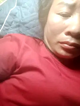 Snapshot of Lella_01 chatting on 06/11/26, 10:19 Lella 01 online show from 06/11/26, 10:19