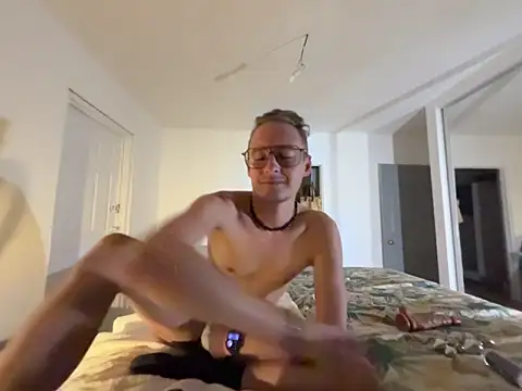 BlondieVelvet online show from 06/13/26, 06:11