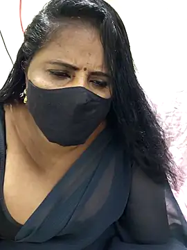 Snapshot of Sunitha-tamilponu chatting on 07/09/26, 06:28 Sunitha-tamilponu online show from 07/09/26, 06:28