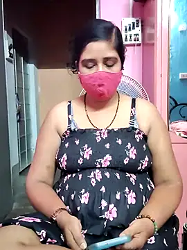 Snapshot of Rulali_44 chatting on 07/07/26, 02:43 Rulali 44 online show from 07/07/26, 02:43