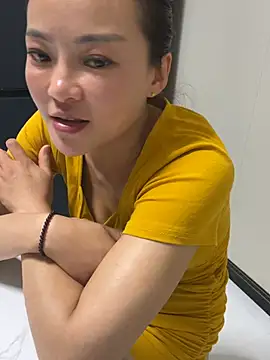 Snapshot of Meimei-bb chatting on 06/27/26, 12:22 Meimei-bb online show from 06/27/26, 12:22