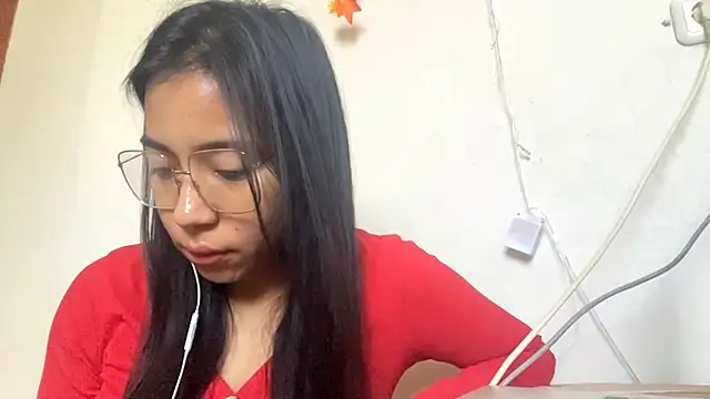 Snapshot of TaiFifer chatting on 04/27/26, 02:31 TaiFifer online show from 04/27/26, 02:31