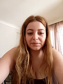 Snapshot of Werderwerememm chatting on 04/25/26, 01:03 Werderwerememm online show from 04/25/26, 01:03