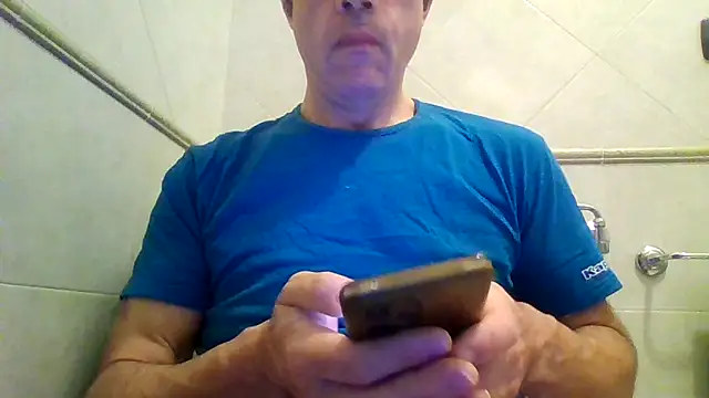Snapshot of kelper18 chatting on 04/27/26, 07:23 kelper18 online show from 04/27/26, 07:23