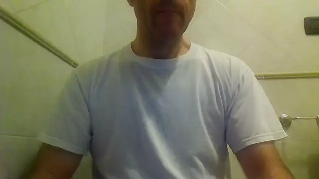 Snapshot of kelper18 chatting on 05/13/26, 05:21 kelper18 online show from 05/13/26, 05:21