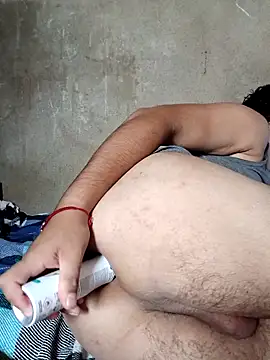 Snapshot of hacheH1 chatting on 04/25/26, 03:42 hacheH1 online show from 04/25/26, 03:42