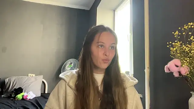 Snapshot of EkaterinaGiz chatting on 04/30/26, 01:17 EkaterinaGiz online show from 04/30/26, 01:17