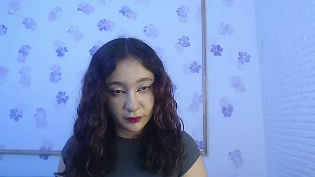 Snapshot of Karol_prescot chatting on 06/05/26, 02:34 Karol prescot online show from 06/05/26, 02:34