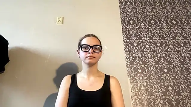 Snapshot of DramaByte chatting on 04/26/26, 01:42 DramaByte online show from 04/26/26, 01:42