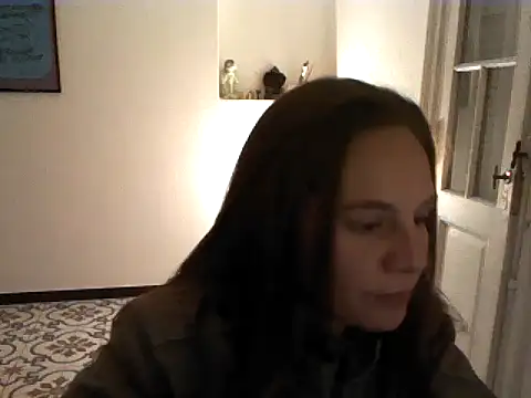 Snapshot of romina_0 chatting on 04/26/26, 03:04 romina 0 online show from 04/26/26, 03:04