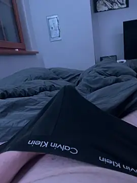 Snapshot of pork973 chatting on 04/25/26, 10:29 pork973 online show from 04/25/26, 10:29