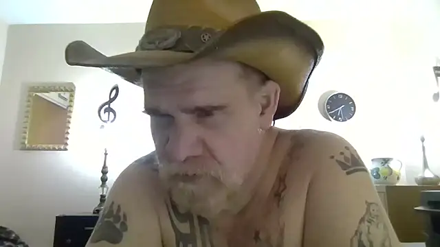 Snapshot of Caesar_Baxter chatting on 04/29/26, 10:27 Caesar Baxter online show from 04/29/26, 10:27