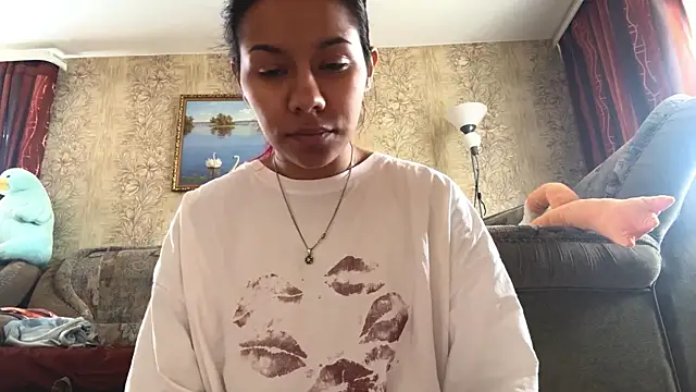 Snapshot of Daisyrtl chatting on 04/26/26, 11:41 Daisyrtl online show from 04/26/26, 11:41