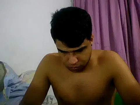 Snapshot of Jesus16c chatting on 05/28/26, 01:47 Jesus16c online show from 05/28/26, 01:47