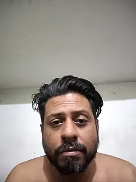 Snapshot of bigdaddy031989 chatting on 04/26/26, 05:05 bigdaddy031989 online show from 04/26/26, 05:05