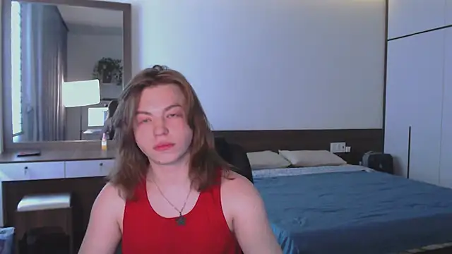 Snapshot of Max_Yang chatting on 04/27/26, 02:42 Max Yang online show from 04/27/26, 02:42