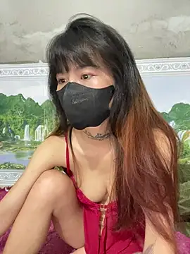 Snapshot of Lilyy18 chatting on 06/21/26, 05:59 Lilyy18 online show from 06/21/26, 05:59